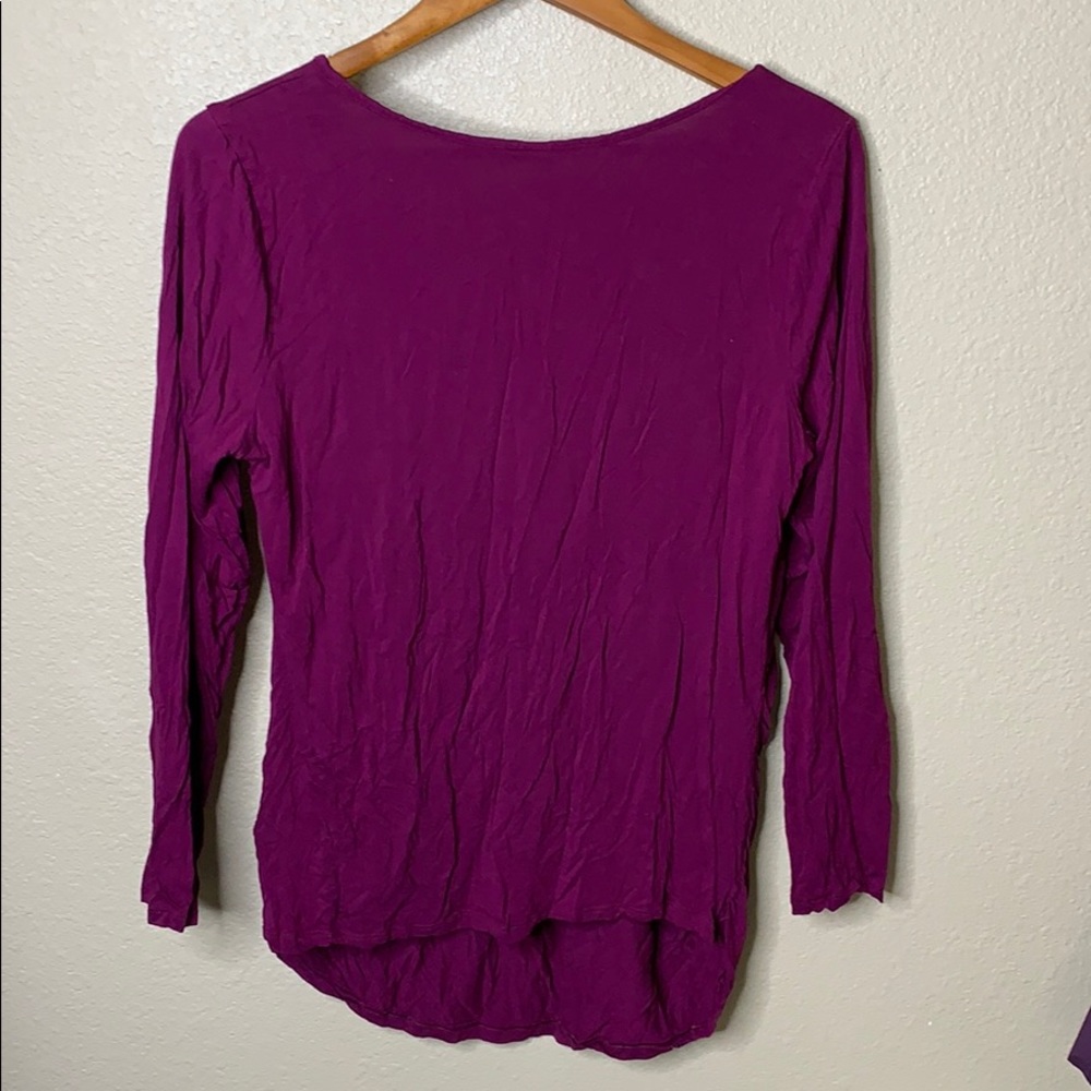 Old Navy maternity/nursing top - Picture 4 of 4